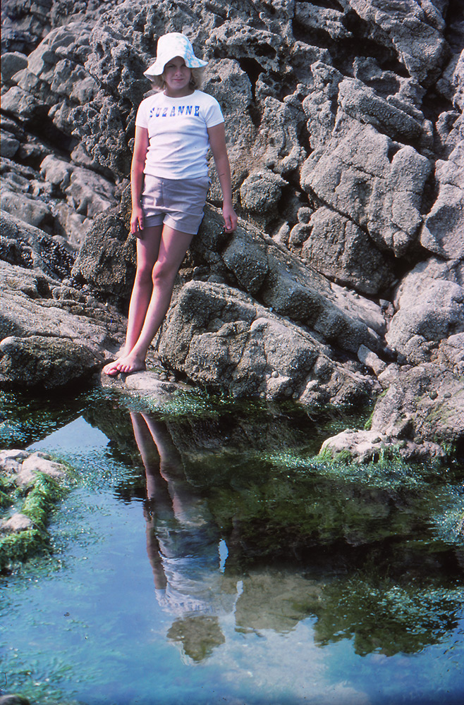 Suzanne-Styles-on-the-Rocks0