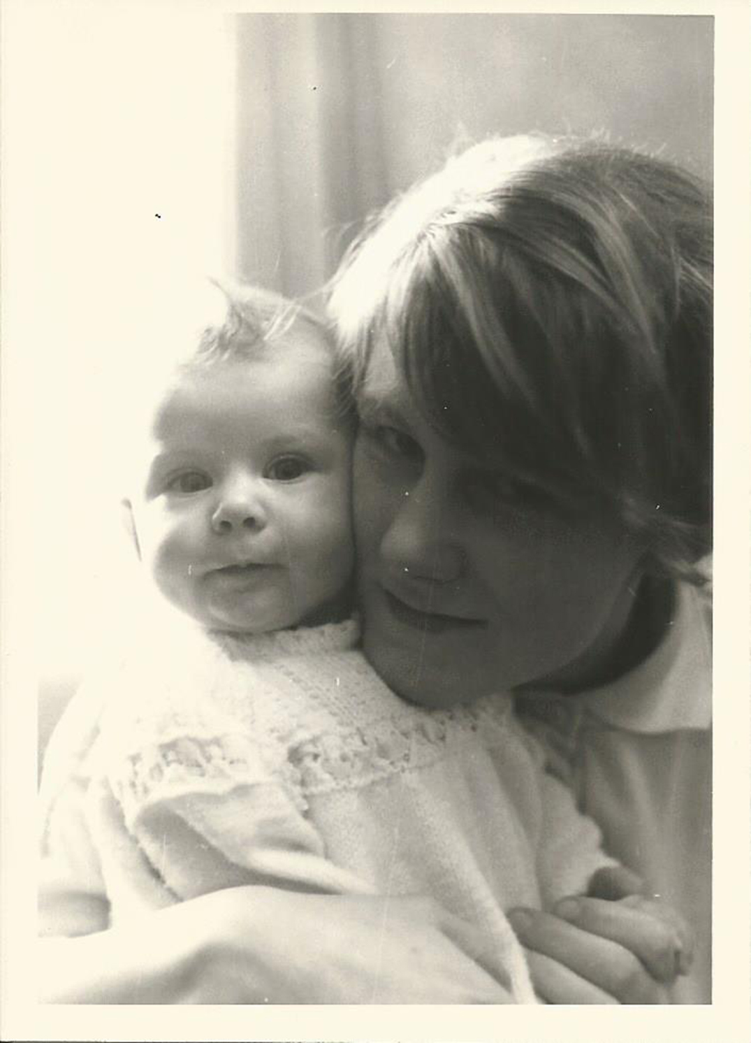 Suzanne-and-mother-003